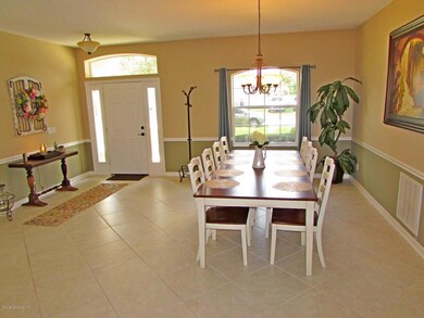 Dining Room - Entrance 2