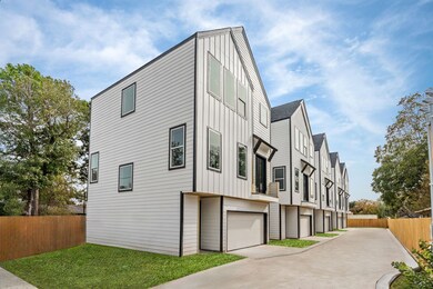 821 Woodcrest Dr, Houston, TX 77018 - photo 7