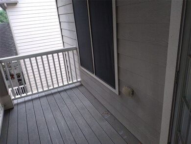 9638 Coyote Creek Dr, Houston, TX 77095 - photo 5