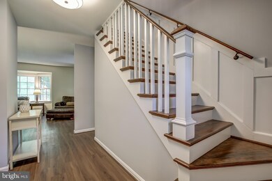 9113 Hamilton Dr, Fairfax, VA 22031 - photo 4