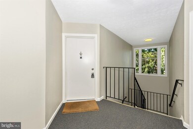 806 Stratford Way unit M, Frederick, MD 21701 - photo 2