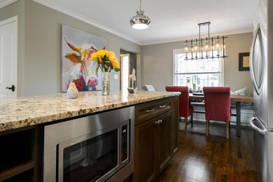 1511 Barrington