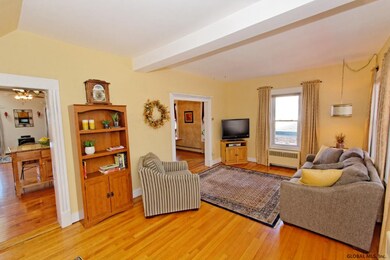 217 Lark St, Schenectady, NY 12302 - photo 3