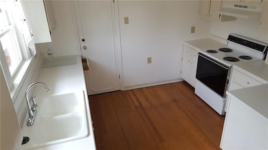 152 S 10th Ave, Beech Grove, IN 46107 - photo 6