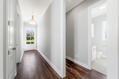 610BourdetteDr-1-10
