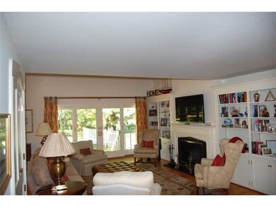 11 E Lyon Farm Dr unit 11, Greenwich, CT 06831 - photo 4