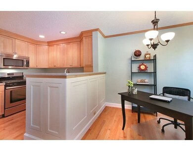 6 Knollwood Ct unit 6, Burlington, MA 01803 - photo 2