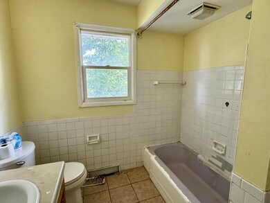 3042 Perry Ave SW, Wyoming, MI 49519 - photo 7