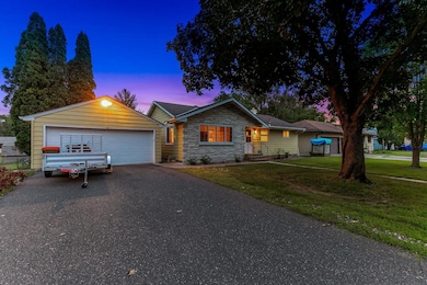 1714 Duluth St, Saint Paul, MN 55109 - photo 4