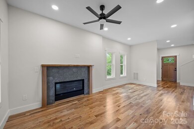 Modern gas fireplace