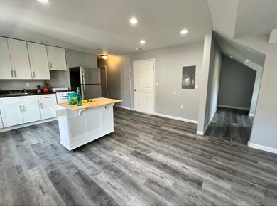 LARGE DINING AREA