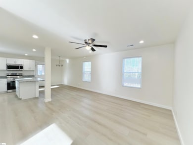 107 Everest Dr, Inman, SC 29349 - photo 4