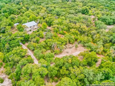 18907 Scenic Loop Rd, Helotes, TX 78023 - photo 3