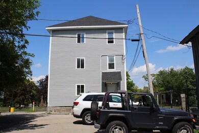 189 Grove St, Worcester, MA 01605 - photo 2