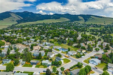 2424 55th St, Missoula, MT 59803 - photo 7