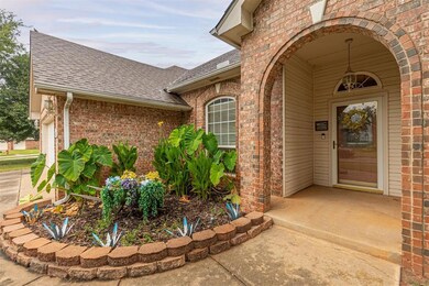 2813 Stonebridge Ct, Norman, OK 73071 - photo 4
