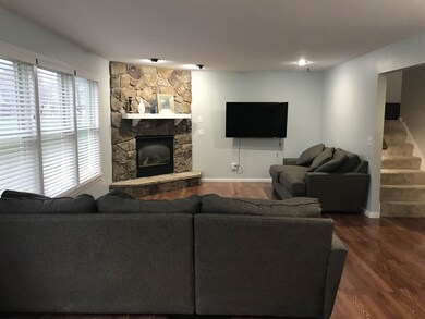 7899 W Nottingham Dr, Nappanee, IN 46550 - photo 3