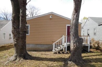6837 Walrond Ave, Kansas City, MO 64132 - photo 3