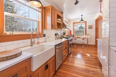 1206 NW Lexington Ave, Bend, OR 97701 - photo 7