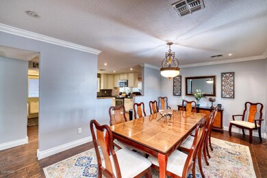 Entry / Dining Room