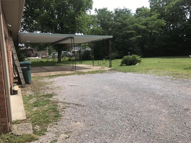 823 Castle Heights Ave, Lebanon, TN 37087 - photo 2