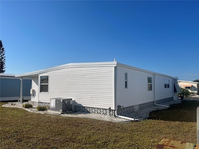 922 Cortina Blvd, Venice, FL 34285 - photo 3