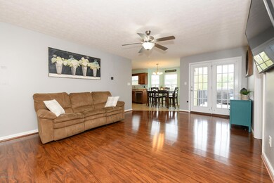 181 Berger Farm Dr, Mount Washington, KY 40047 - photo 6