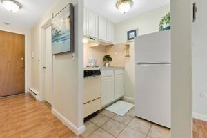 234 Low St unit 6, Newburyport, MA 01950 - photo 4