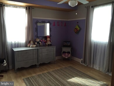 508 Perry St, Ridley Park, PA 19078 - photo 5