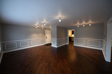 2739 W Glenlake Ave unit 2W, Chicago, IL 60659 - photo 6