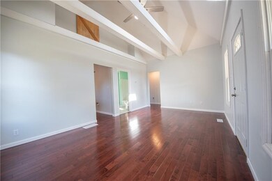 1522 19th St, Columbus, IN 47201 - photo 4