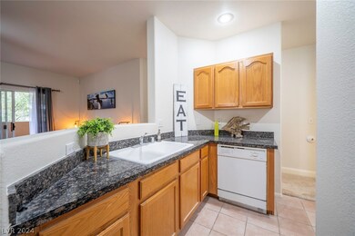 8732 Red Brook Dr unit 204, Las Vegas, NV 89128 - photo 3