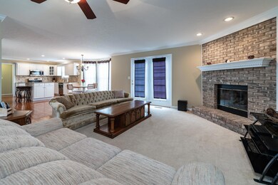 4503 Saratoga Woods Drive 3