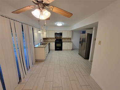 613 Spring Forest Dr, Bedford, TX 76021 - photo 6