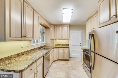 13305 Banbury Place, Silver Spring, MD 20904 - photo 6