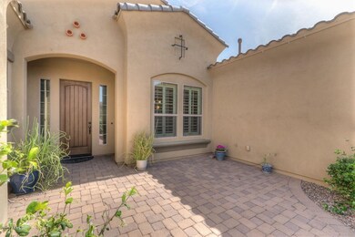003- FrontCourtyard