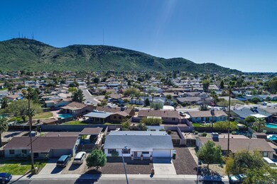 1417 W Thunderbird Rd-73
