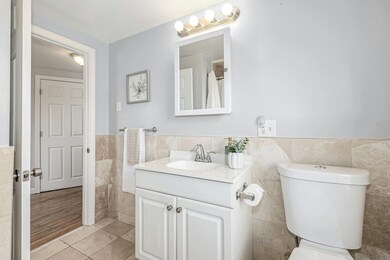 60 Collins St, Worcester, MA 01606 - photo 6