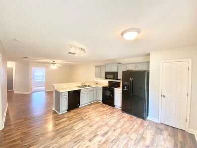 4690 Bobolink Way, Crestview, FL 32539 - photo 6