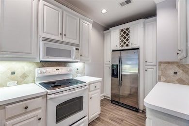 5325 Bent Tree Forest Dr unit 2244, Dallas, TX 75248 - photo 2