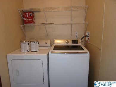 175 Liberty Cir, Prospect, TN 38477 - photo 4