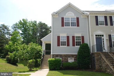 8653 Willow Leaf Ln, Odenton, MD 21113 - photo 2