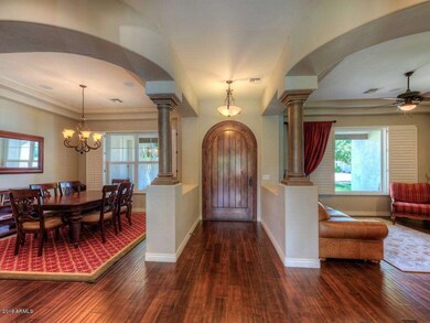 002_Foyer