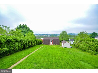 2209 N 1st Ave, Whitehall, PA 18052 - photo 2