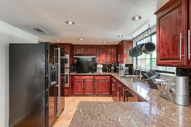 4860 N Woodrow Ave unit 119, Fresno, CA 93726 - photo 3