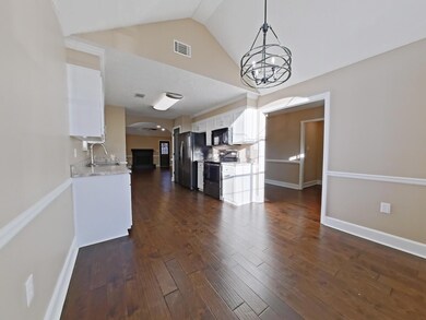 Dining Room (21)