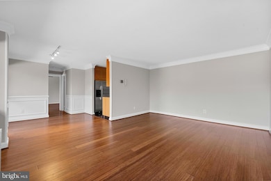 1525 S George Mason Dr unit 20, Arlington, VA 22204 - photo 6