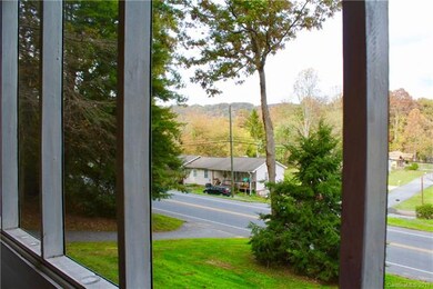 10 Ardis Ln unit B, Hendersonville, NC 28792 - photo 2