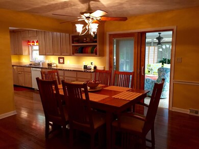 121 S Cumberland St, Berea, KY 40403 - photo 4