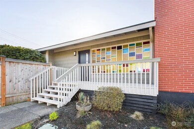 857 Walnut St, Edmonds, WA 98020 - photo 3